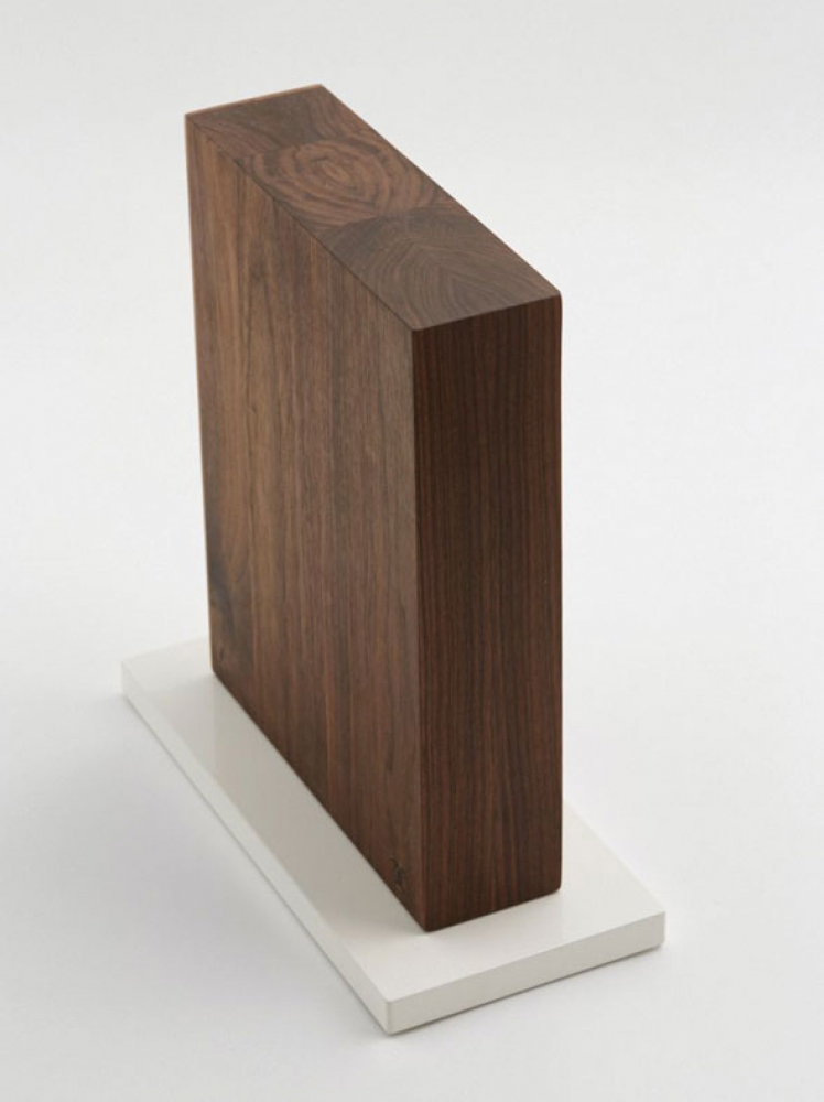 Magnet Messerblock " 8er Nuss " für bis zu max. 8 Messer - Sockel Fb. weiss (d-walnut-w)