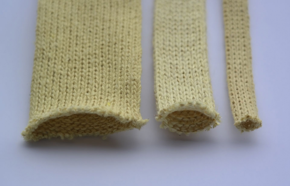 Strickschlauch aus Aramid mit Messingdraht